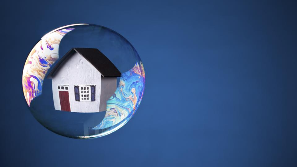 Understanding Real Estate Bubbles